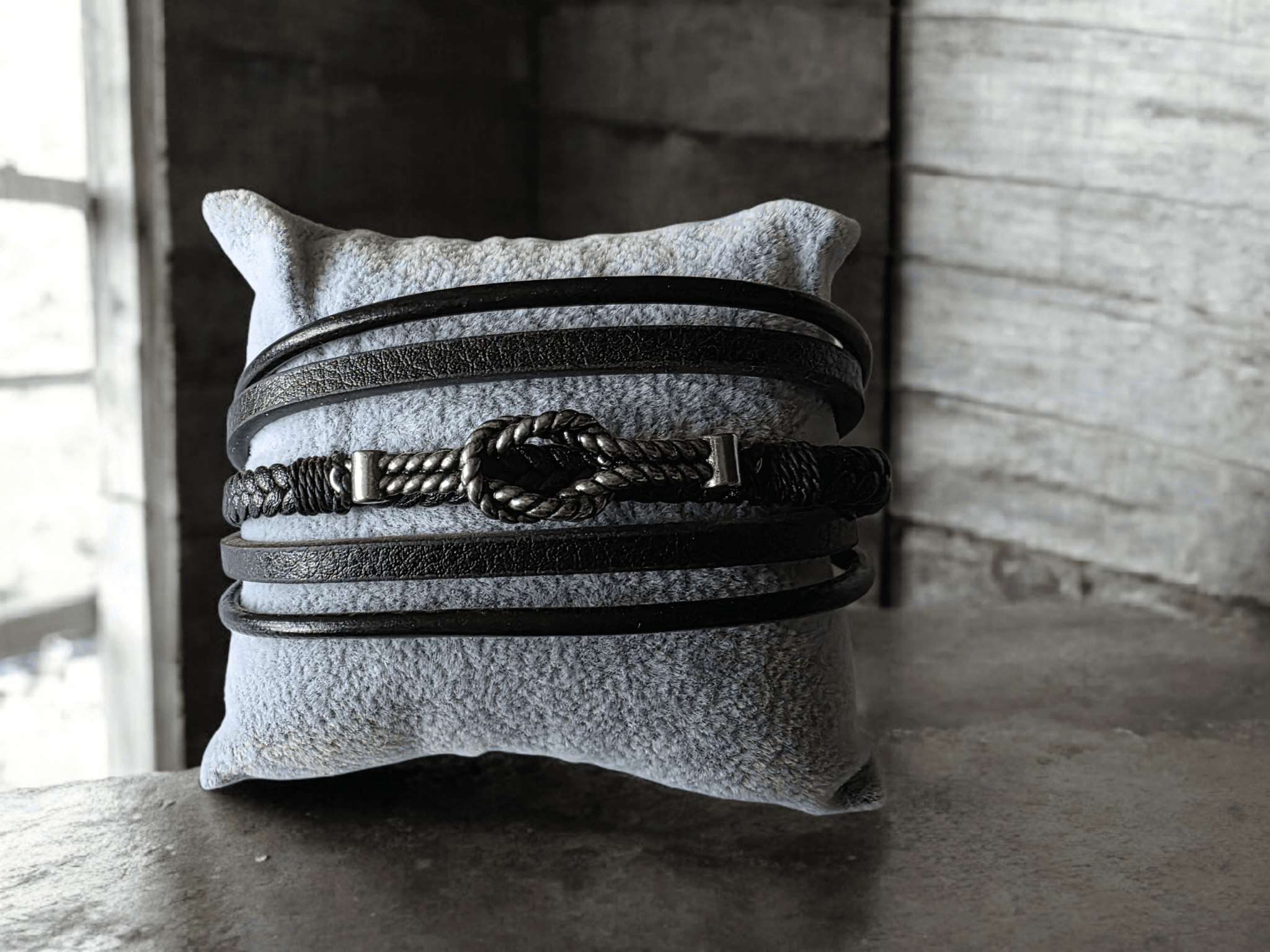 Bracelet biker motif celtique ou marin cuir acier inoxydable - Claudine Biker Shop